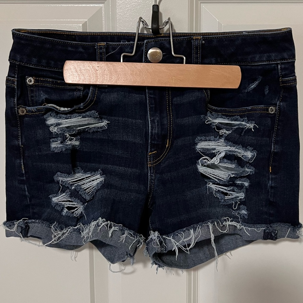 👖2/$35 American Eagle Hi-rise Ripped Jean Shorts
